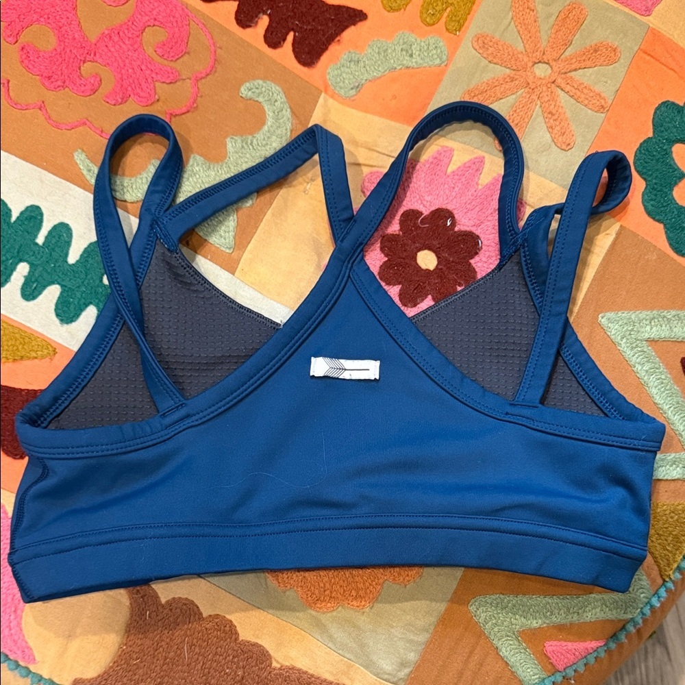 Oiselle Vibrant Blue Sports Bra 06 - Picture 2 of 4